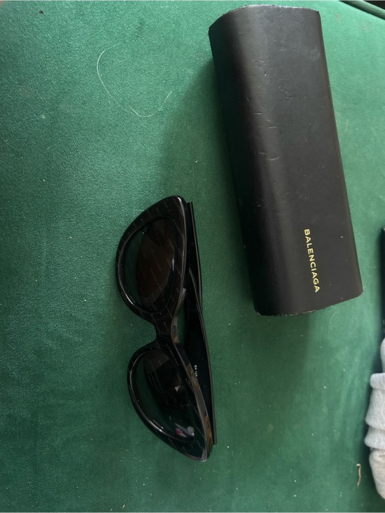 Balenciaga BB0073S Cat Eye sunglasses in shiny black